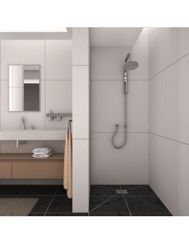 Esempio di Wet Room finito con lo scarico disponibile qui (wet room quadrata con scarico sfalsato)