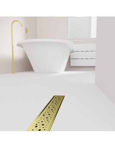 Esempio di un area doccia aperta con vasca e scarico Gold integrato, con pavimento in microcemento chiaro