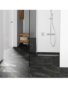 Esempio di una doccia moderna con doccia aperta e in piastrelle sportate bianco-nere