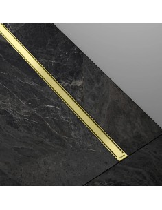 Esempio: Installazione di una delicata canalina doccia INTENSI 316 su pavimento in marmo nero